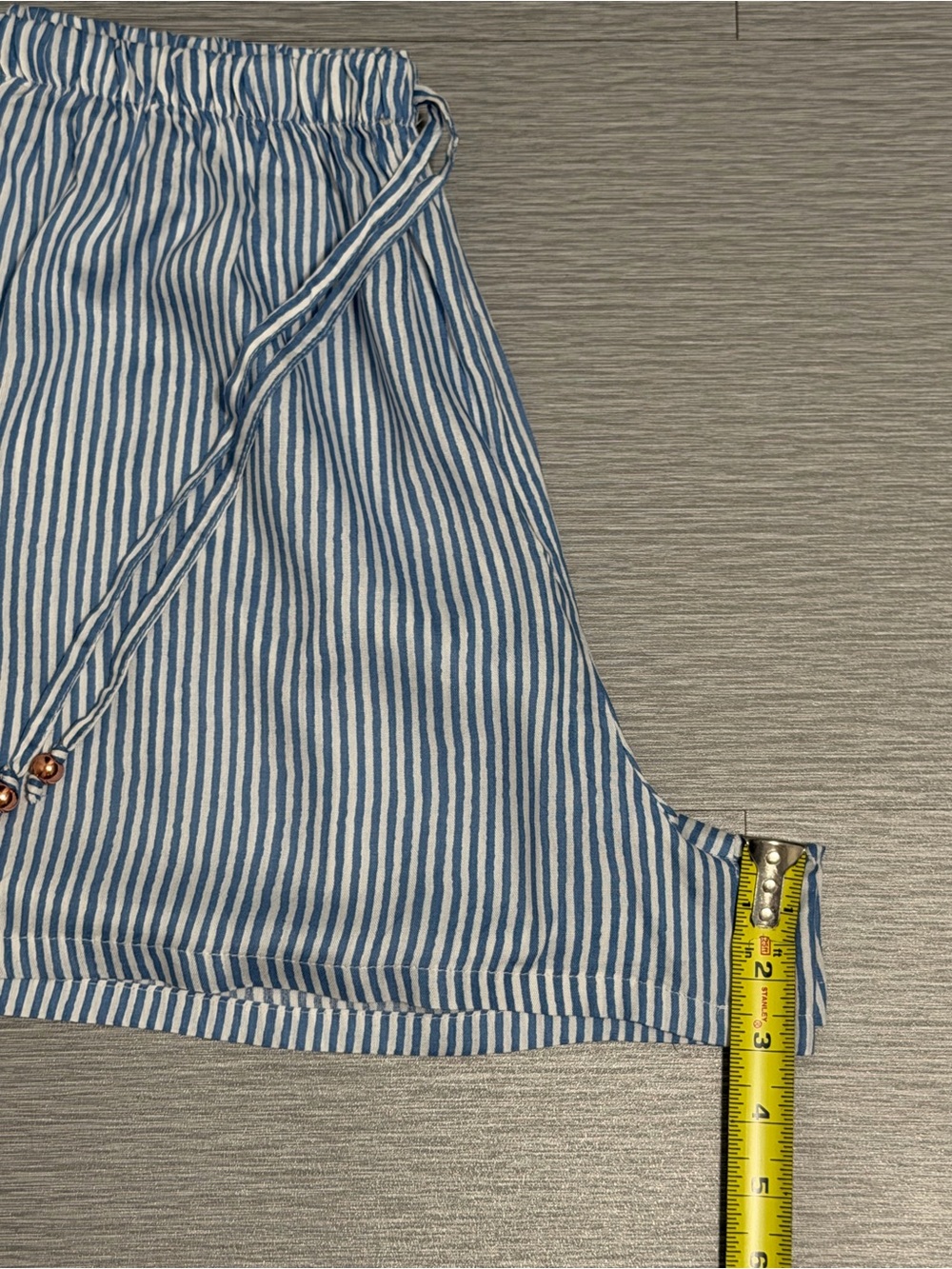 Salty Lemon Women’s Blue White Striped Pull On Shorts Rayon Elastic Waist Size L - Picture 6 of 9